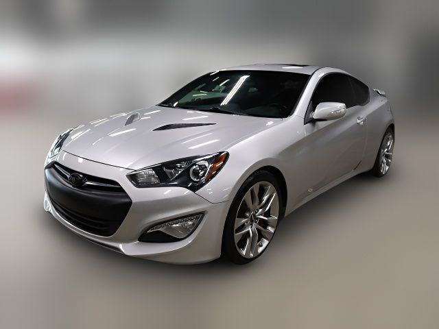 2013 Hyundai Genesis 3.8 Track