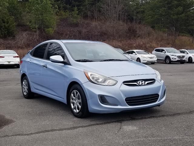 2013 Hyundai Accent GLS