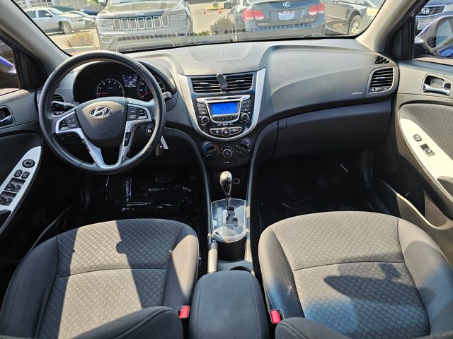 2013 Hyundai Accent SE