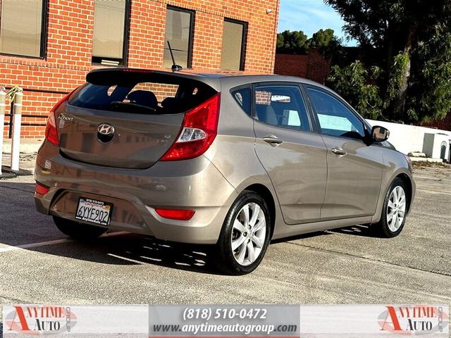 2013 Hyundai Accent SE