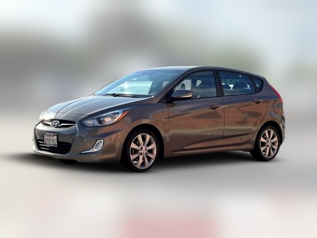 2013 Hyundai Accent SE