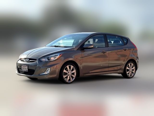 2013 Hyundai Accent SE