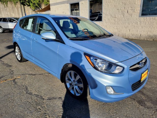 2013 Hyundai Accent SE