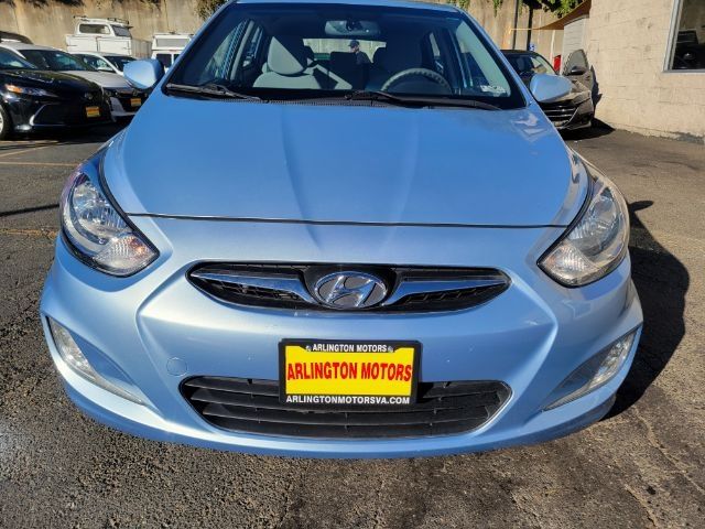 2013 Hyundai Accent SE