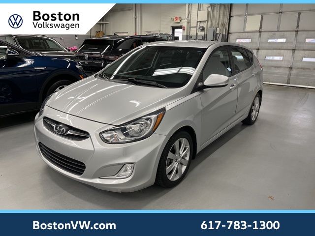 2013 Hyundai Accent SE