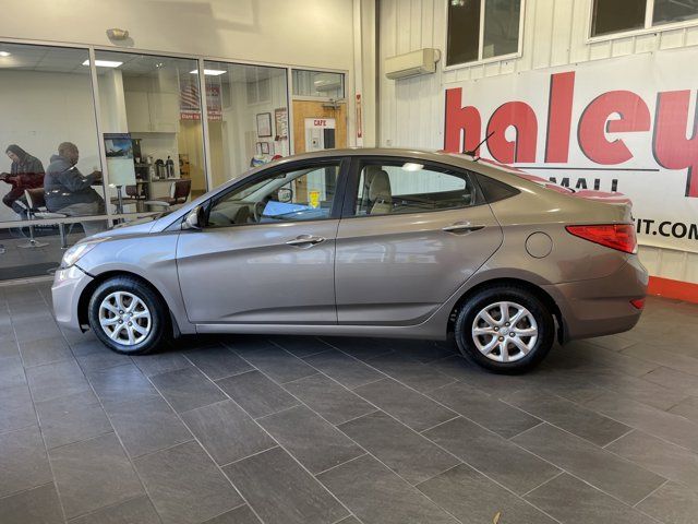 2013 Hyundai Accent GLS