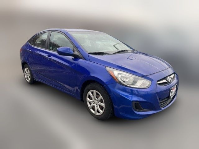 2013 Hyundai Accent GLS