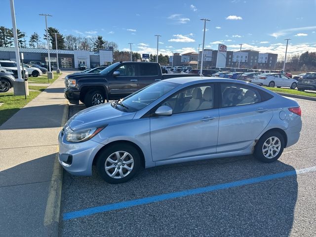 2013 Hyundai Accent GLS