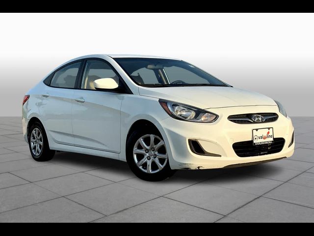 2013 Hyundai Accent GLS