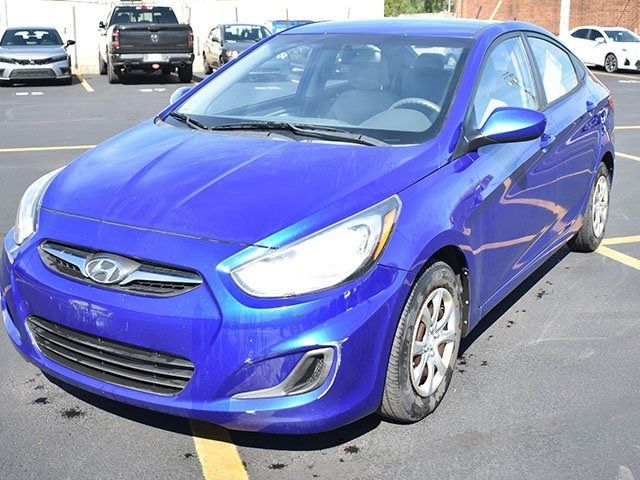 2013 Hyundai Accent GLS