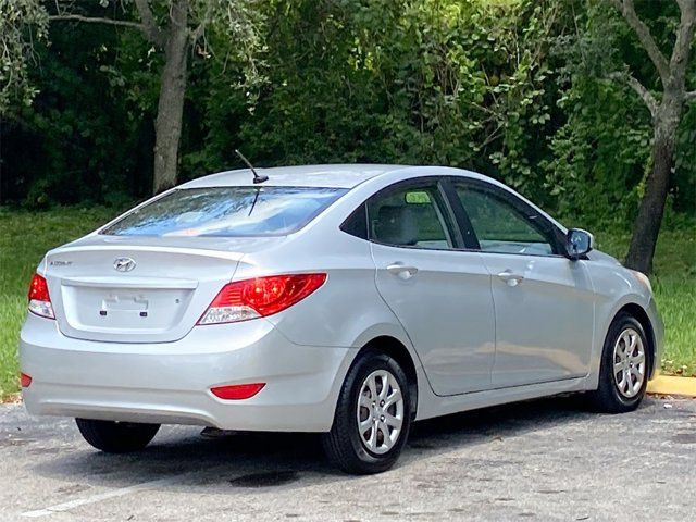 2013 Hyundai Accent GLS