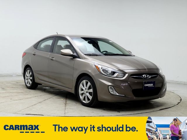 2013 Hyundai Accent GLS