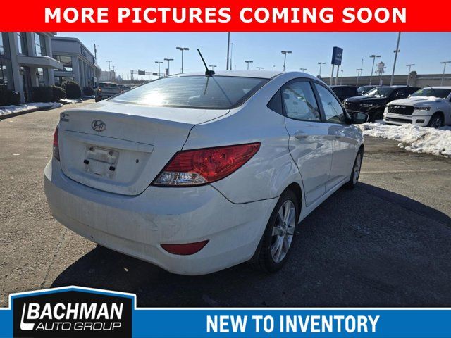 2013 Hyundai Accent GLS