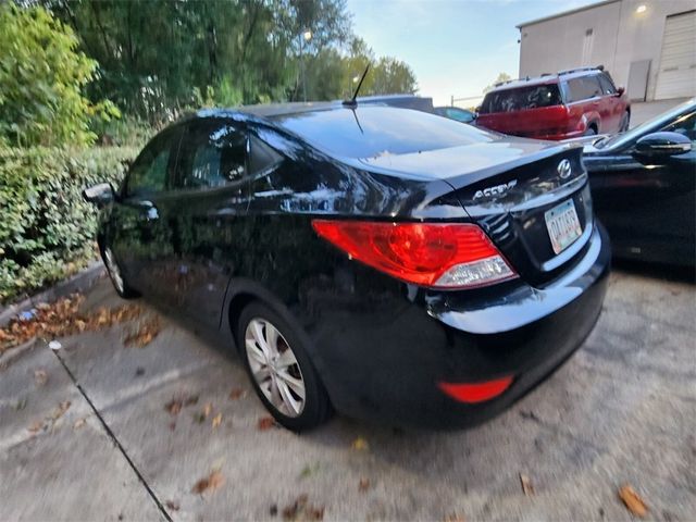 2013 Hyundai Accent GLS