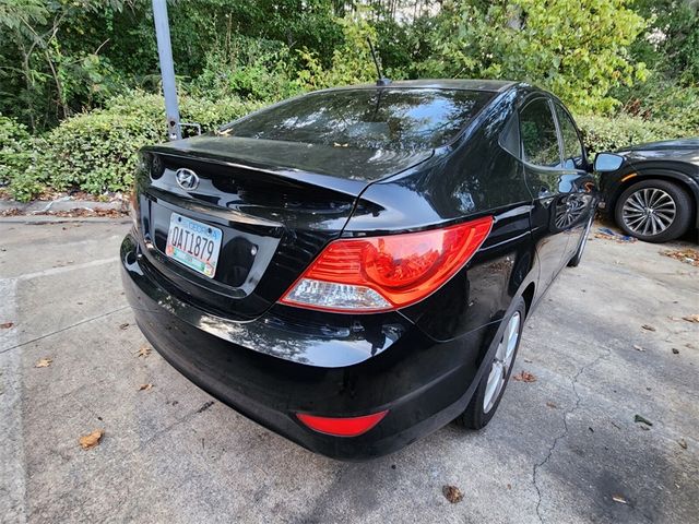 2013 Hyundai Accent GLS