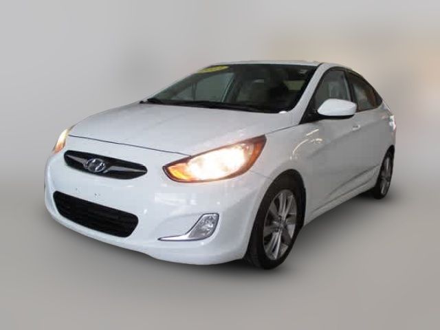 2013 Hyundai Accent GLS