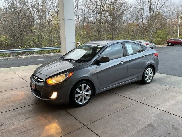 2013 Hyundai Accent GLS