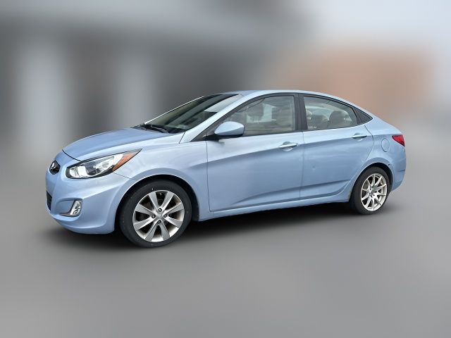 2013 Hyundai Accent GLS