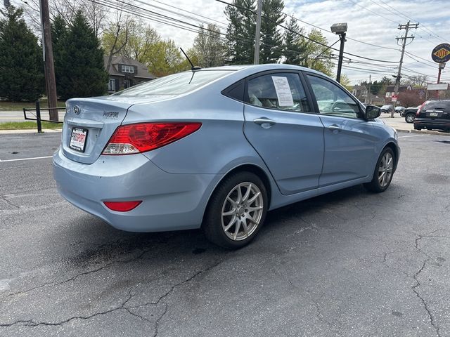 2013 Hyundai Accent GLS