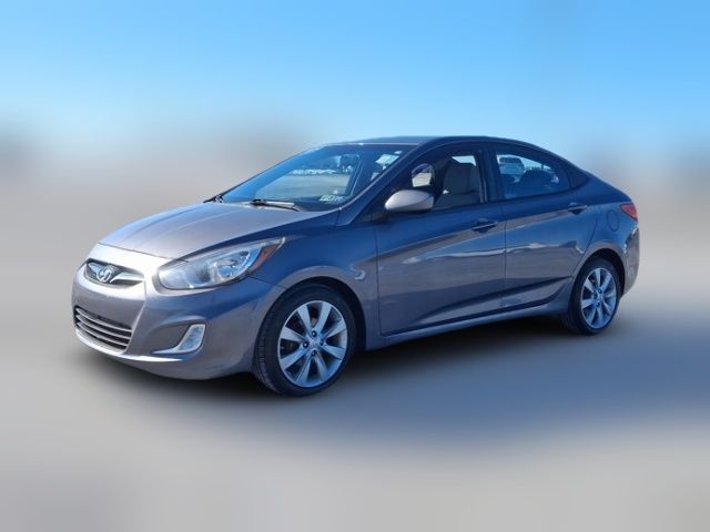 2013 Hyundai Accent GLS