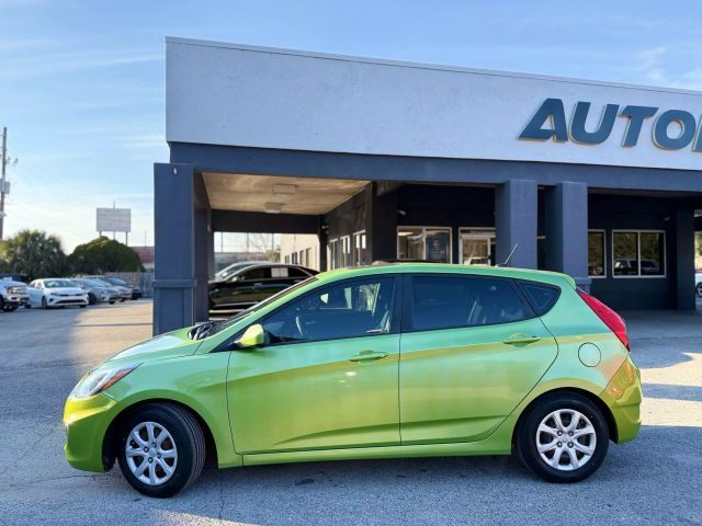 2013 Hyundai Accent GS