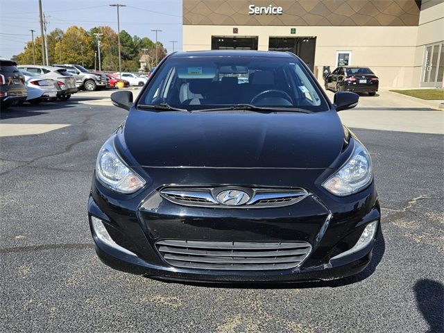 2013 Hyundai Accent SE