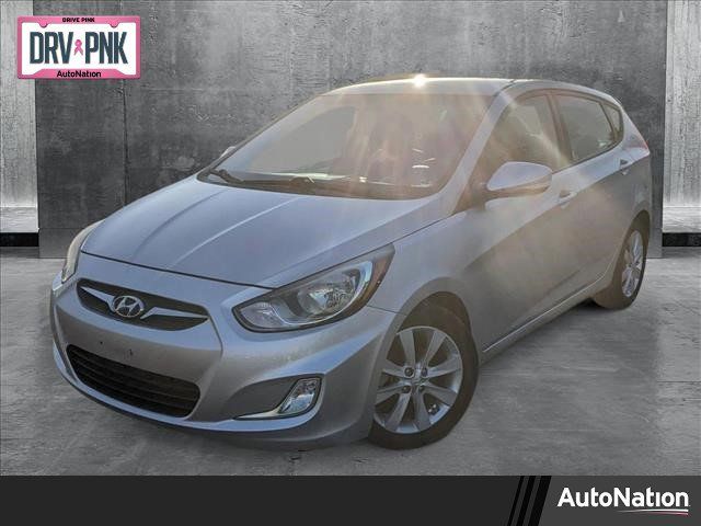 2013 Hyundai Accent SE