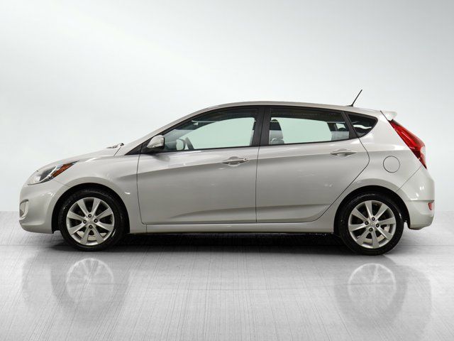 2013 Hyundai Accent SE