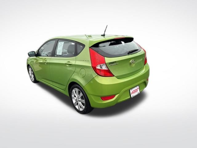 2013 Hyundai Accent SE