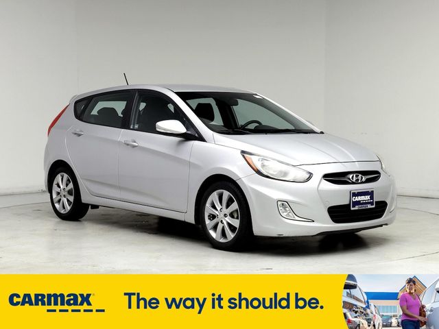 2013 Hyundai Accent SE