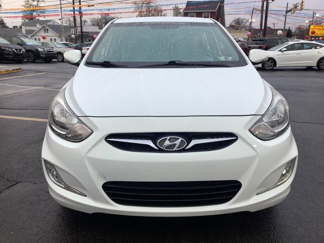 2013 Hyundai Accent SE