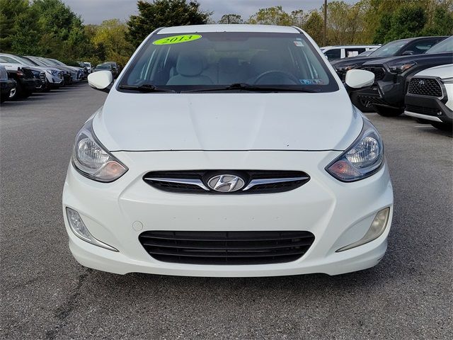 2013 Hyundai Accent SE