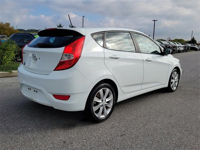 2013 Hyundai Accent SE