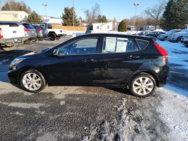 2013 Hyundai Accent SE