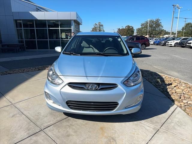 2013 Hyundai Accent SE