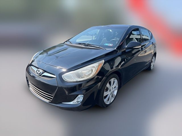 2013 Hyundai Accent SE