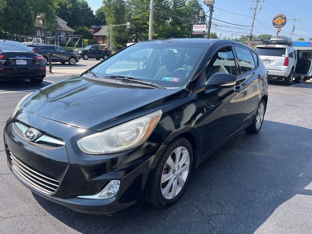 2013 Hyundai Accent SE