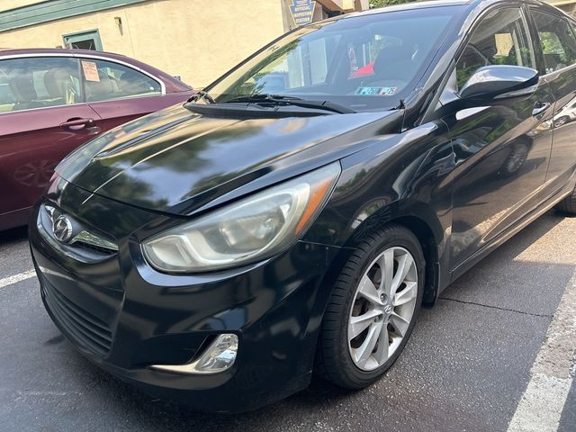 2013 Hyundai Accent SE