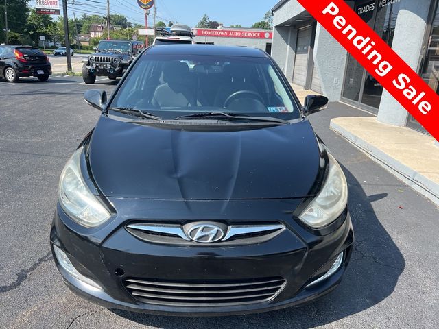 2013 Hyundai Accent SE