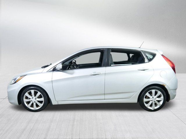 2013 Hyundai Accent SE