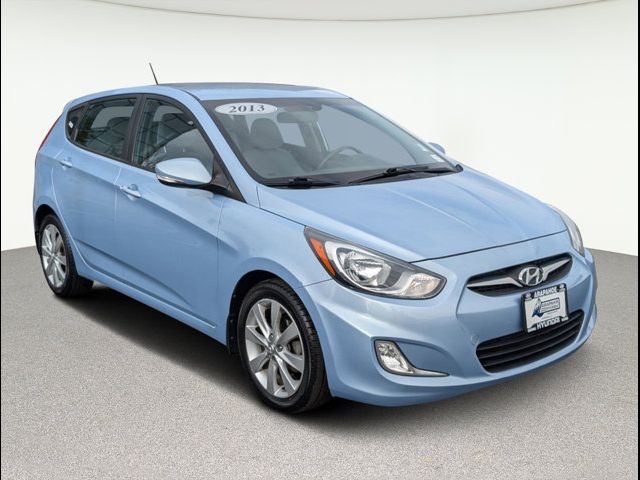 2013 Hyundai Accent SE