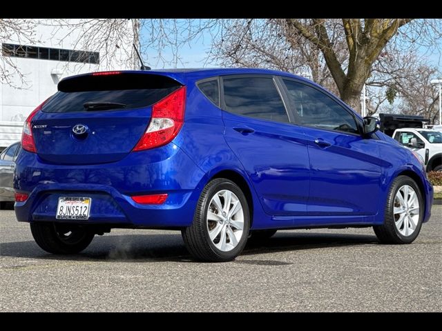 2013 Hyundai Accent SE