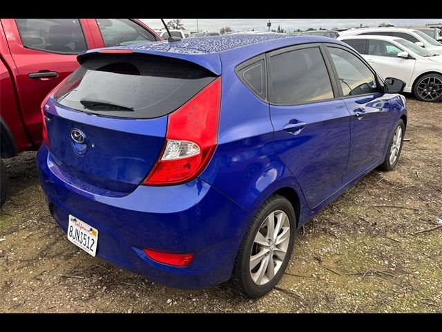 2013 Hyundai Accent SE