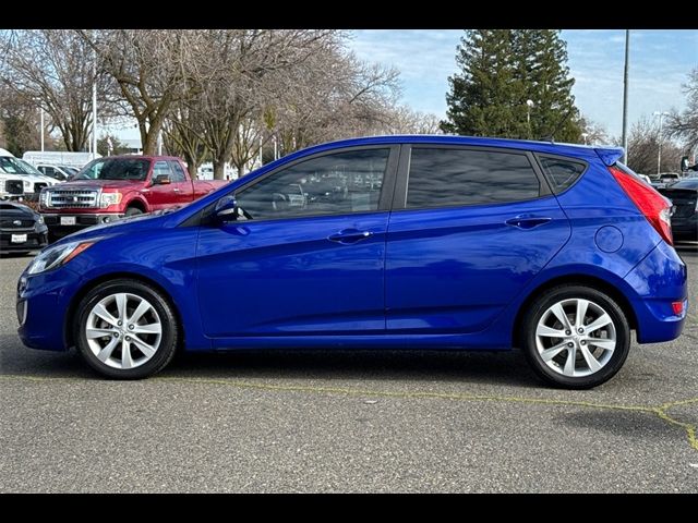 2013 Hyundai Accent SE