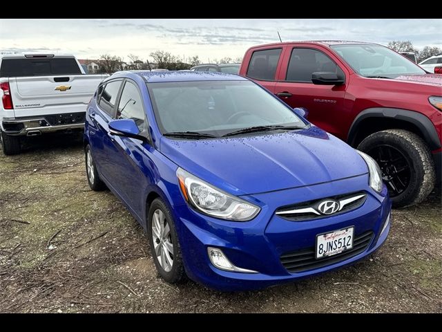 2013 Hyundai Accent SE