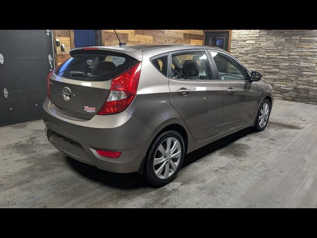 2013 Hyundai Accent SE