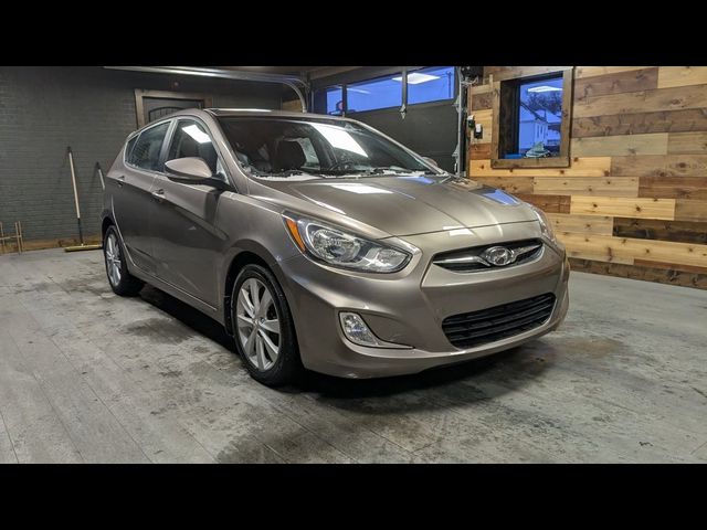 2013 Hyundai Accent SE