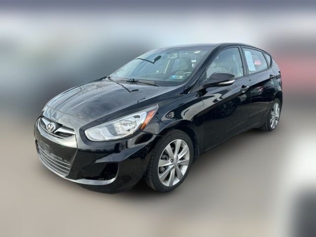 2013 Hyundai Accent SE