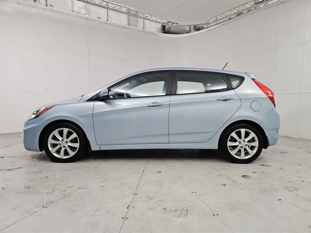 2013 Hyundai Accent SE