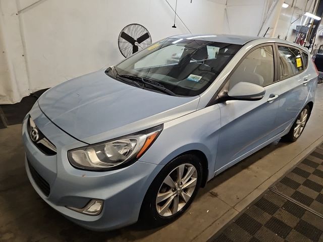 2013 Hyundai Accent SE